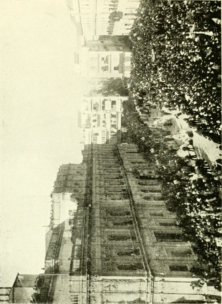 An illustration from Seville; an historical and descriptive account of "the pearl of Andalusia,", 1907, leaf 173