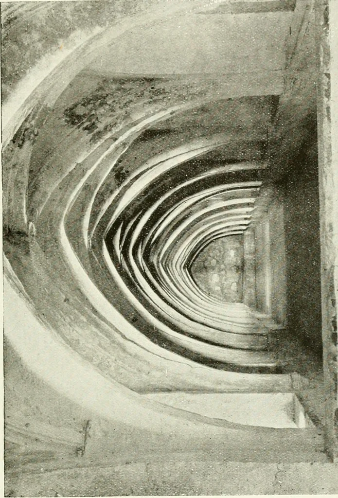 An illustration from Seville; an historical and descriptive account of "the pearl of Andalusia,", 1907, leaf 276
