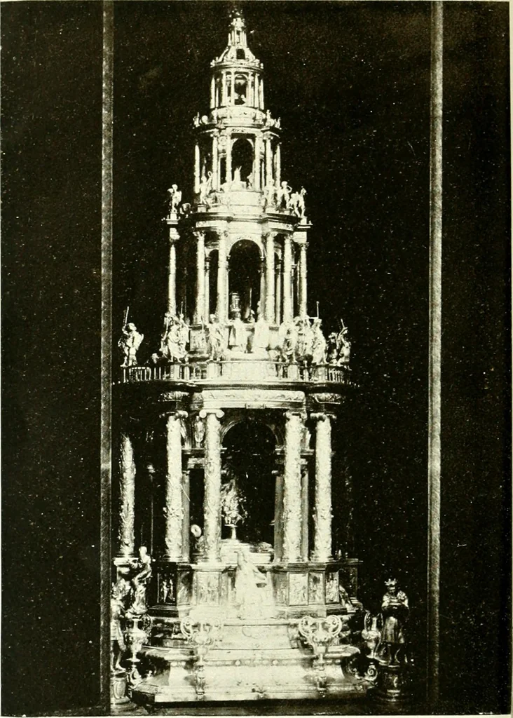 An illustration from Seville; an historical and descriptive account of "the pearl of Andalusia,", 1907, leaf 427