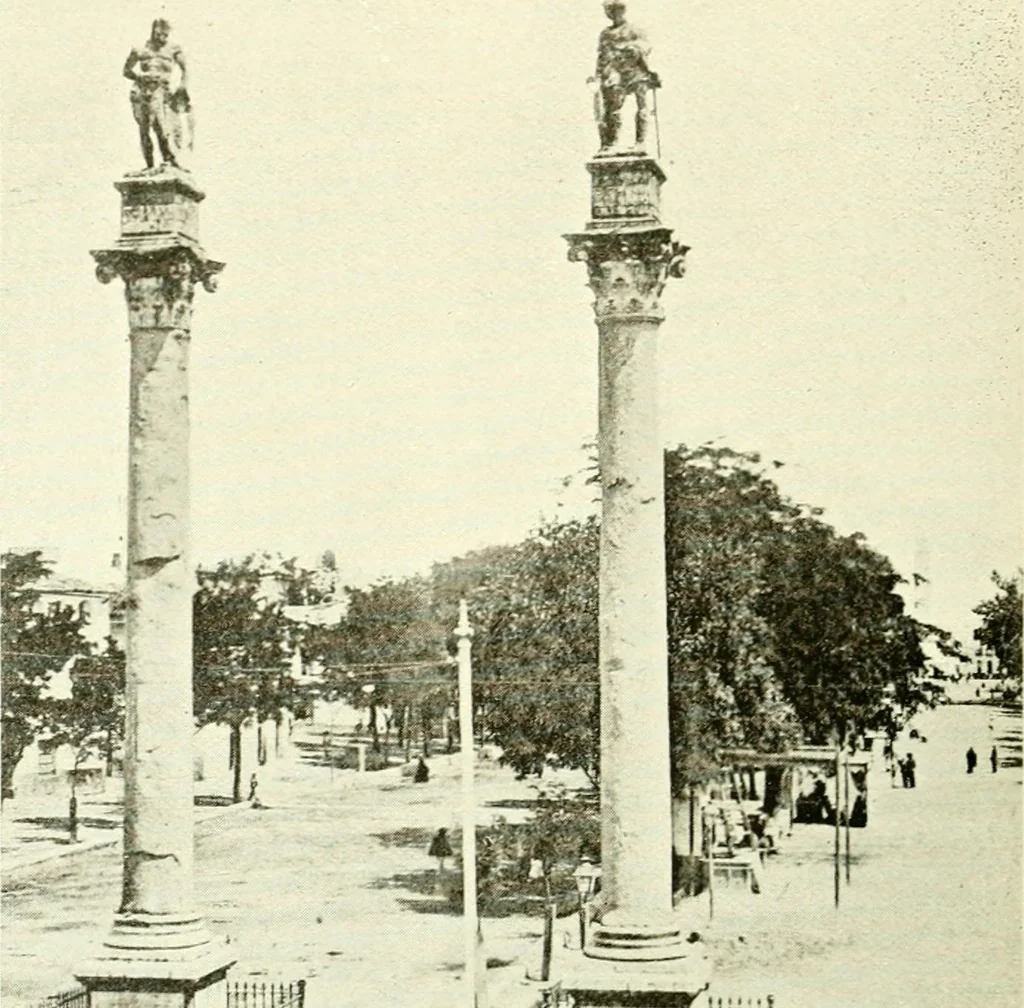 An illustration from Seville; an historical and descriptive account of "the pearl of Andalusia,", 1907, leaf 447