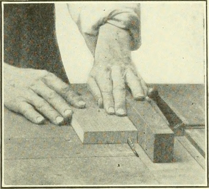 An illustration from A shorter course in woodworking; a practical manual for home and school, 1911, leaf 118