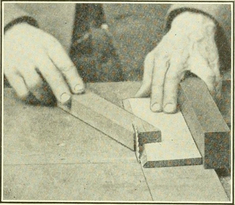An illustration from A shorter course in woodworking; a practical manual for home and school, 1911, leaf 122