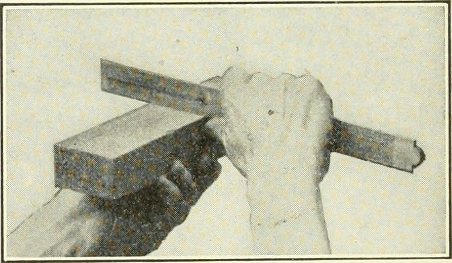 An illustration from A shorter course in woodworking; a practical manual for home and school, 1911, leaf 29