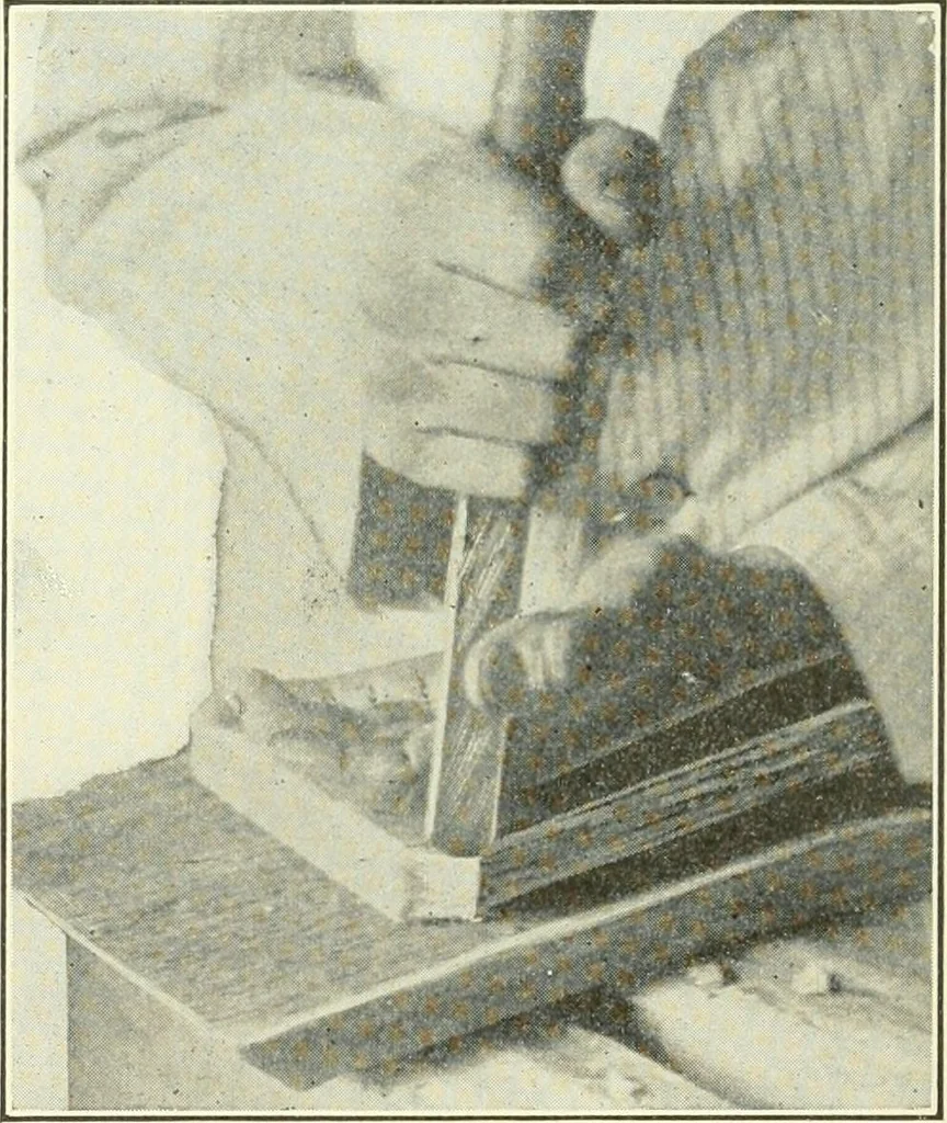 An illustration from A shorter course in woodworking; a practical manual for home and school, 1911, leaf 59
