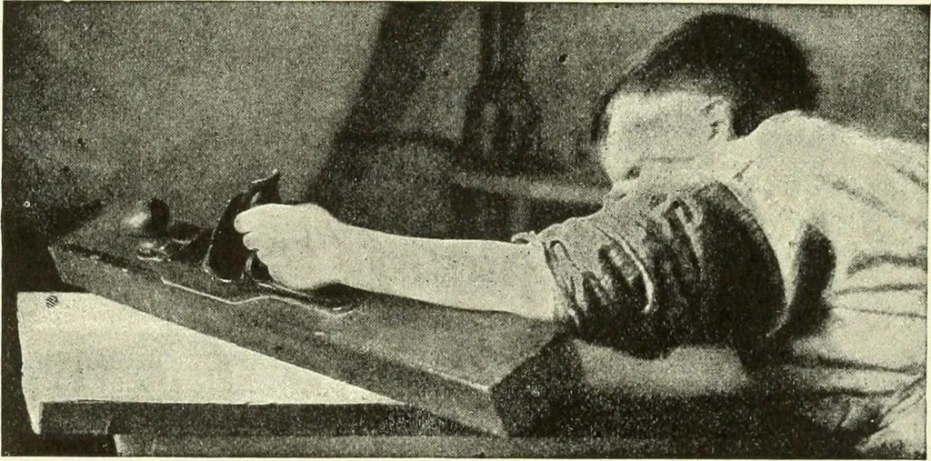 An illustration from A shorter course in woodworking; a practical manual for home and school, 1911, leaf 73