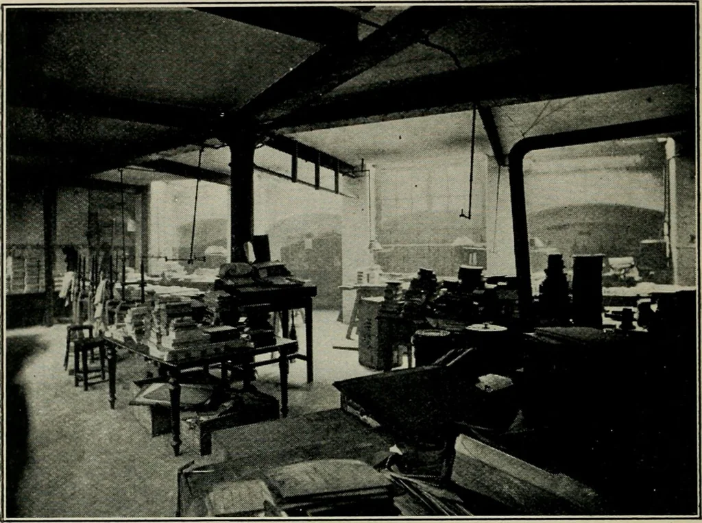 An illustration from A short history of bookbinding and a glossary of styles and terms used in binding, with a brief account of the celebrated binders and patrons of bookbinding from whom the various styles are named, description of leathers, etc, 1895, leaf 39