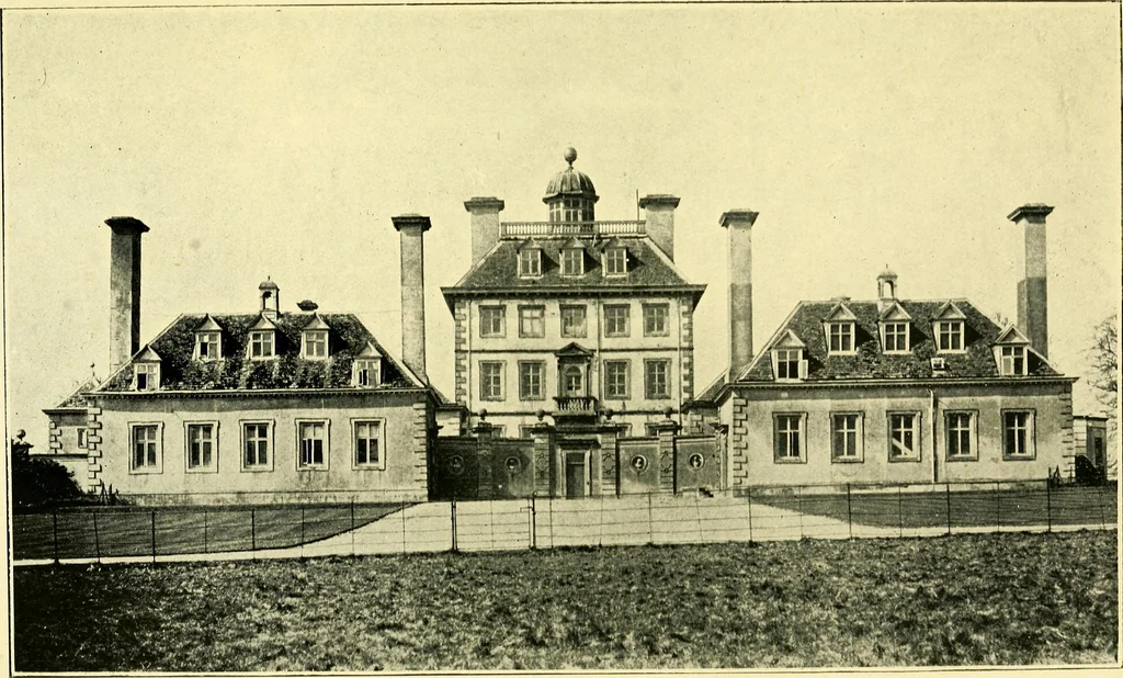 An illustration from A short history of renaissance architecture in England, 1500-1800, 1900, leaf 120
