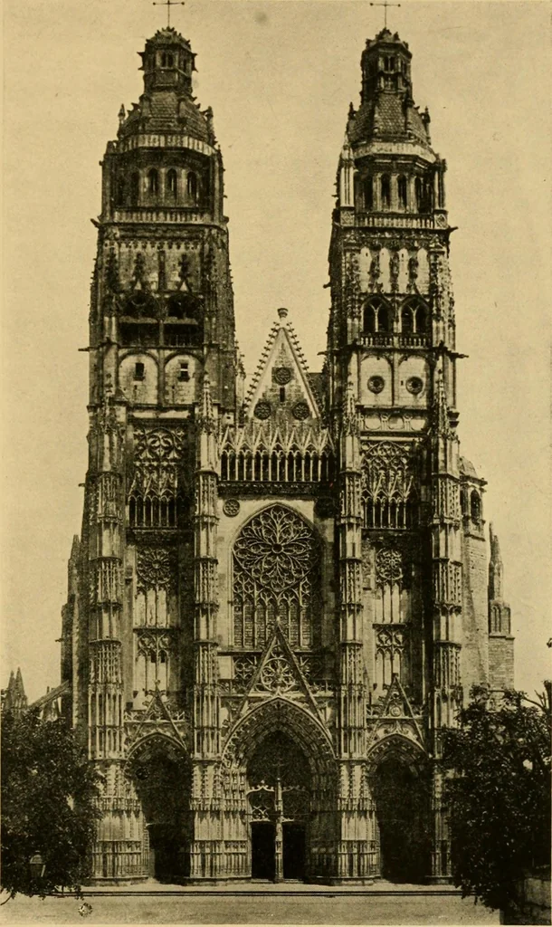 An illustration from Six lectures on architecture, 1917, leaf 158