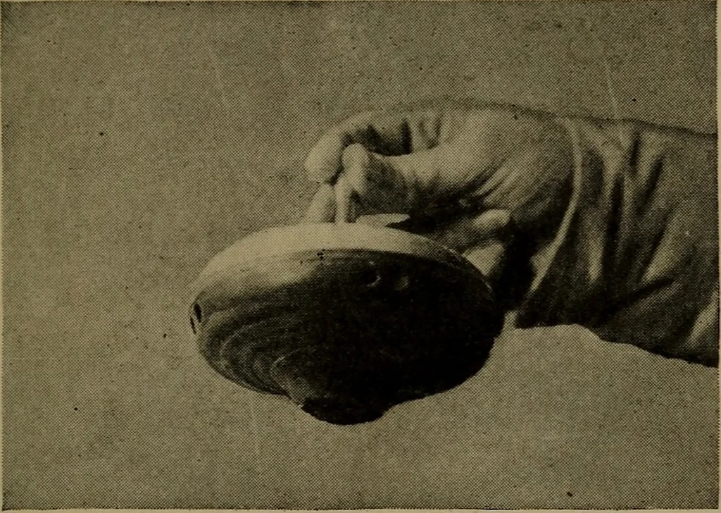 An illustration from The sky movies, 1922, leaf 180