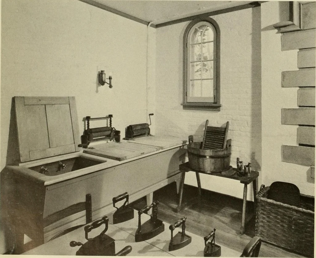 An illustration from A Sleepy Hollow Restorations portfolio :articles, 1900, leaf 25