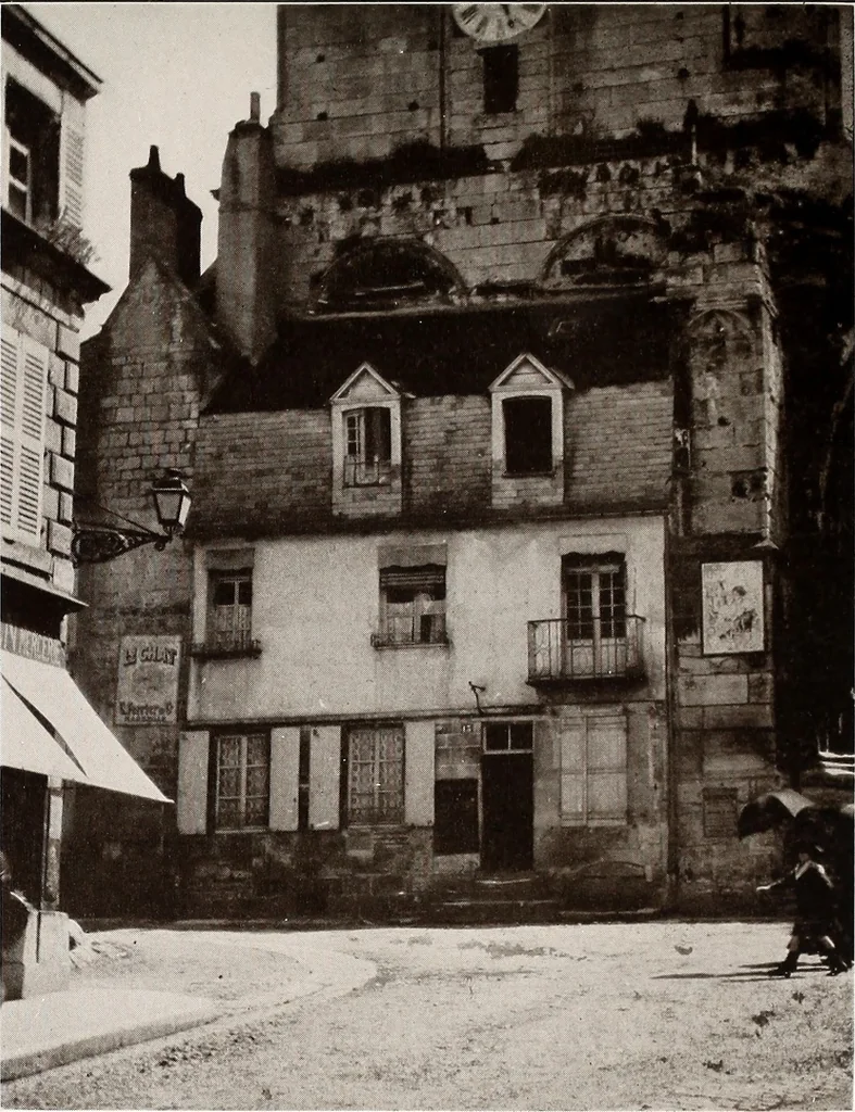 An illustration from Small French buildings; the architecture of town and country, comprising cottages, farmhouses, minor chateaux or manors with their farm groups, small town dwellings, and a few churches, 1921, leaf 126
