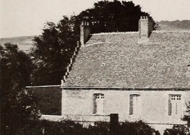 An illustration from Small French buildings; the architecture of town and country, comprising cottages, farmhouses, minor chateaux or manors with their farm groups, small town dwellings, and a few churches, 1921, leaf 226