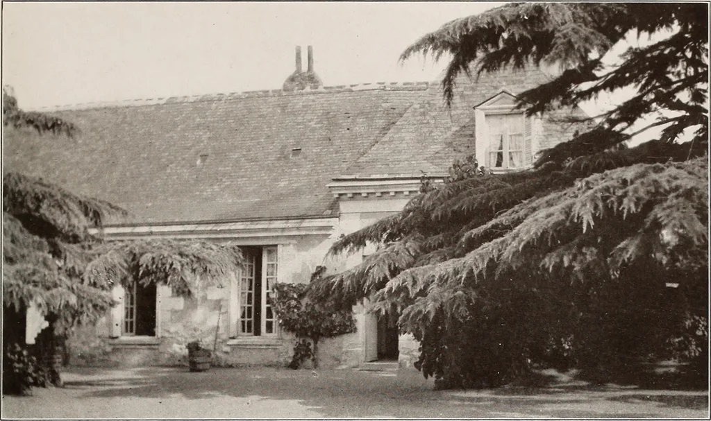 An illustration from Small French buildings; the architecture of town and country, comprising cottages, farmhouses, minor chateaux or manors with their farm groups, small town dwellings, and a few churches, 1921, leaf 242