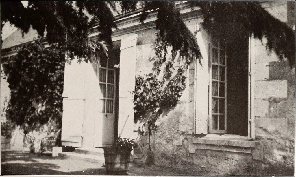 An illustration from Small French buildings; the architecture of town and country, comprising cottages, farmhouses, minor chateaux or manors with their farm groups, small town dwellings, and a few churches, 1921, leaf 242