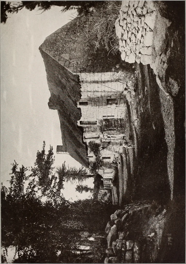 An illustration from Small French buildings; the architecture of town and country, comprising cottages, farmhouses, minor chateaux or manors with their farm groups, small town dwellings, and a few churches, 1921, leaf 28