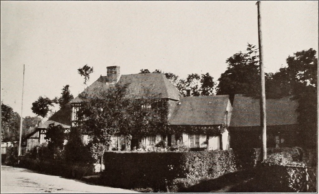 An illustration from Small French buildings; the architecture of town and country, comprising cottages, farmhouses, minor chateaux or manors with their farm groups, small town dwellings, and a few churches, 1921, leaf 38