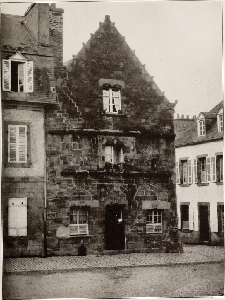 An illustration from Small French buildings; the architecture of town and country, comprising cottages, farmhouses, minor chateaux or manors with their farm groups, small town dwellings, and a few churches, 1921, leaf 96
