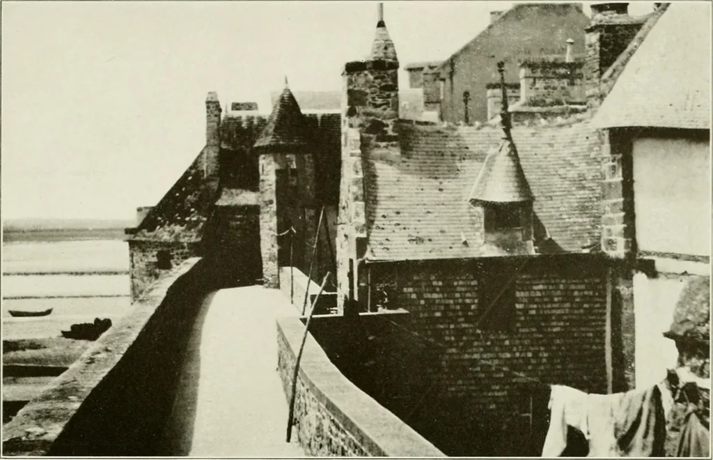 An illustration from Small French buildings; the architecture of town and country, comprising cottages, farmhouses, minor chateaux or manors with their farm groups, small town dwellings, and a few churches, 1921, leaf 106