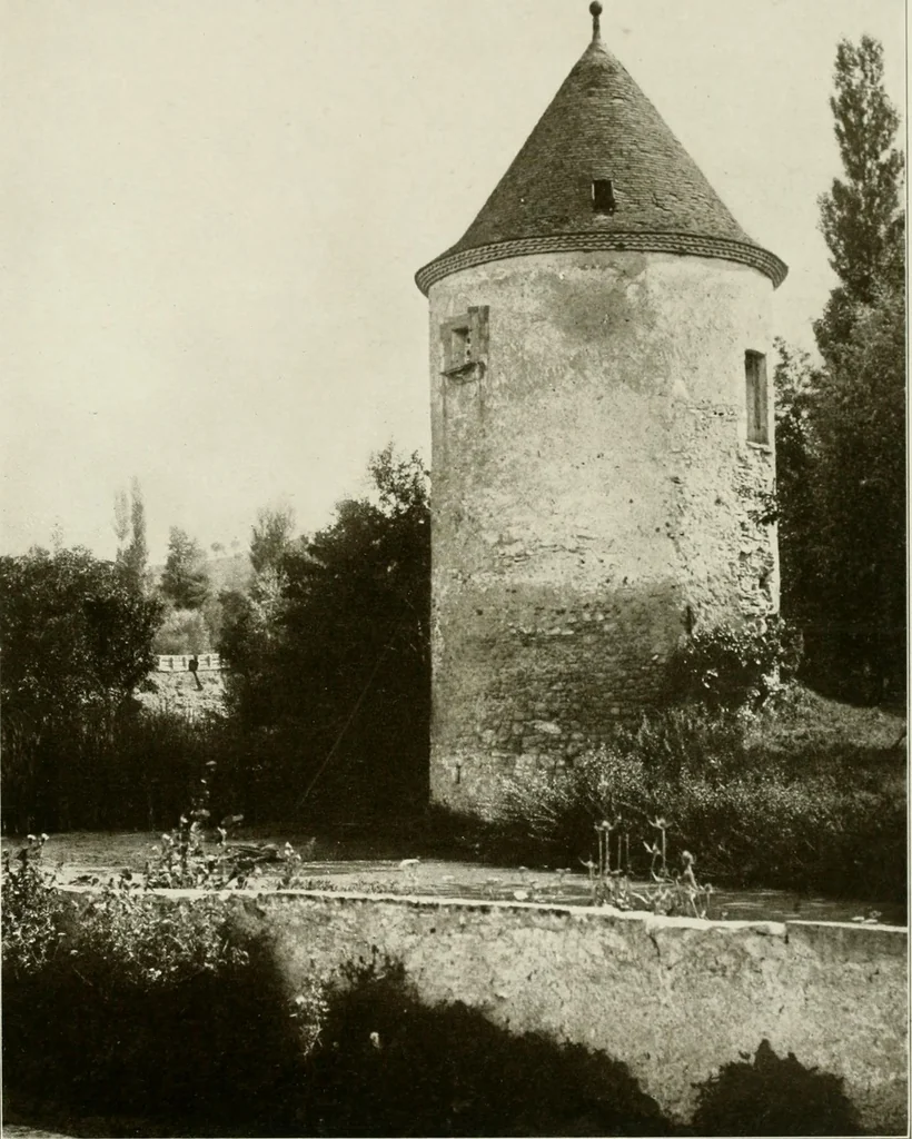 An illustration from Small French buildings; the architecture of town and country, comprising cottages, farmhouses, minor chateaux or manors with their farm groups, small town dwellings, and a few churches, 1921, leaf 262