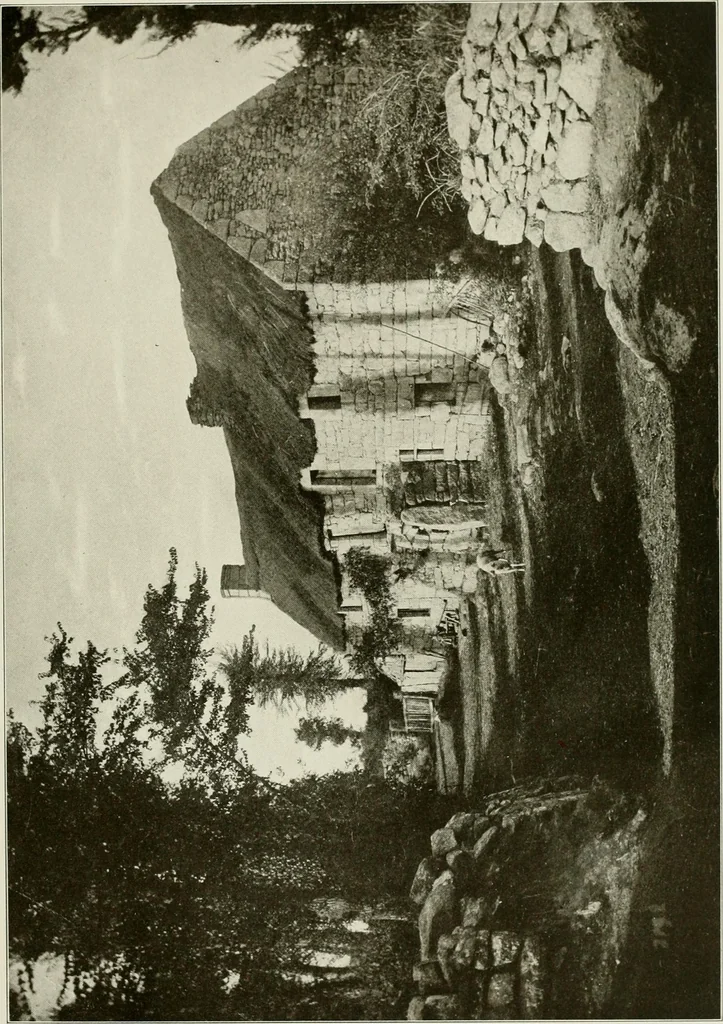 An illustration from Small French buildings; the architecture of town and country, comprising cottages, farmhouses, minor chateaux or manors with their farm groups, small town dwellings, and a few churches, 1921, leaf 28