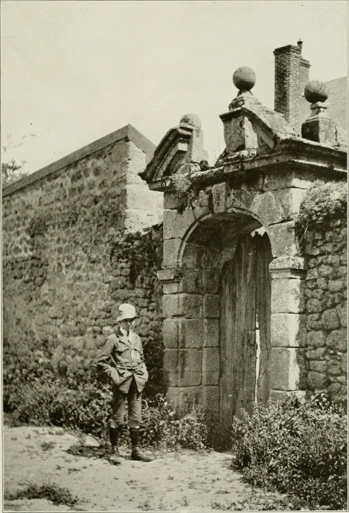 An illustration from Small French buildings; the architecture of town and country, comprising cottages, farmhouses, minor chateaux or manors with their farm groups, small town dwellings, and a few churches, 1921, leaf 288