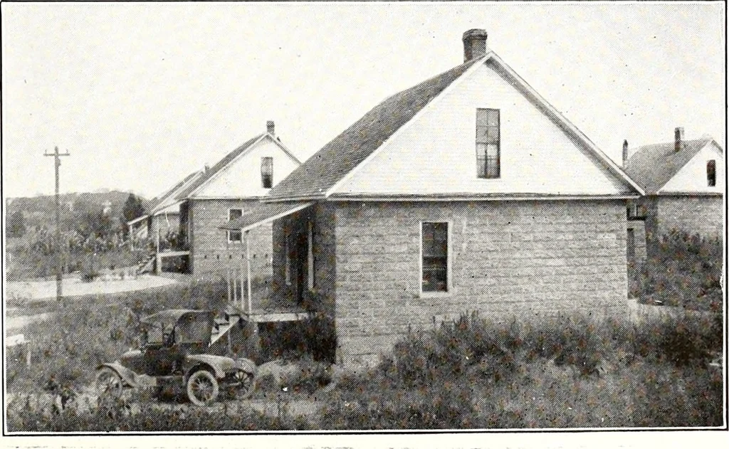 An illustration from Southern textile bulletin, 1911, leaf 216