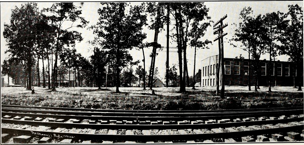 An illustration from Southern textile bulletin, 1911, leaf 41