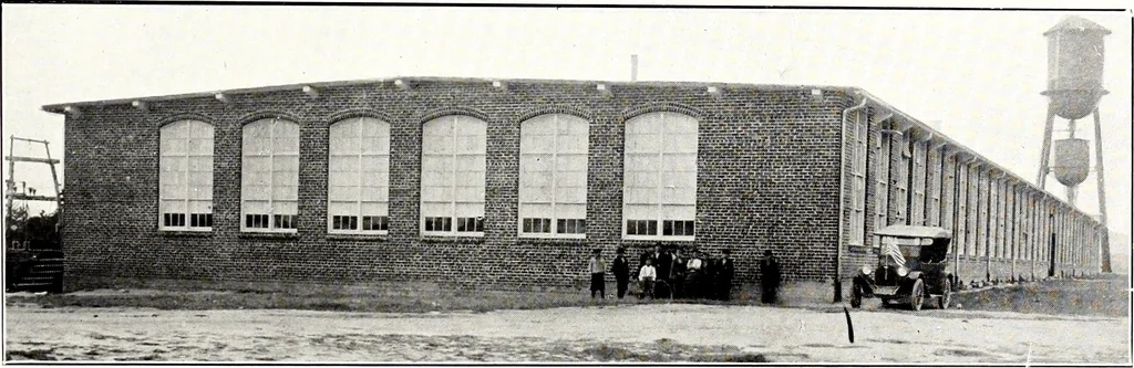 An illustration from Southern textile bulletin, 1911, leaf 74