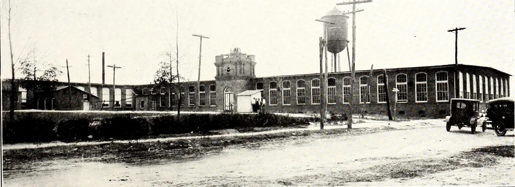 An illustration from Southern textile bulletin, 1911, leaf 74