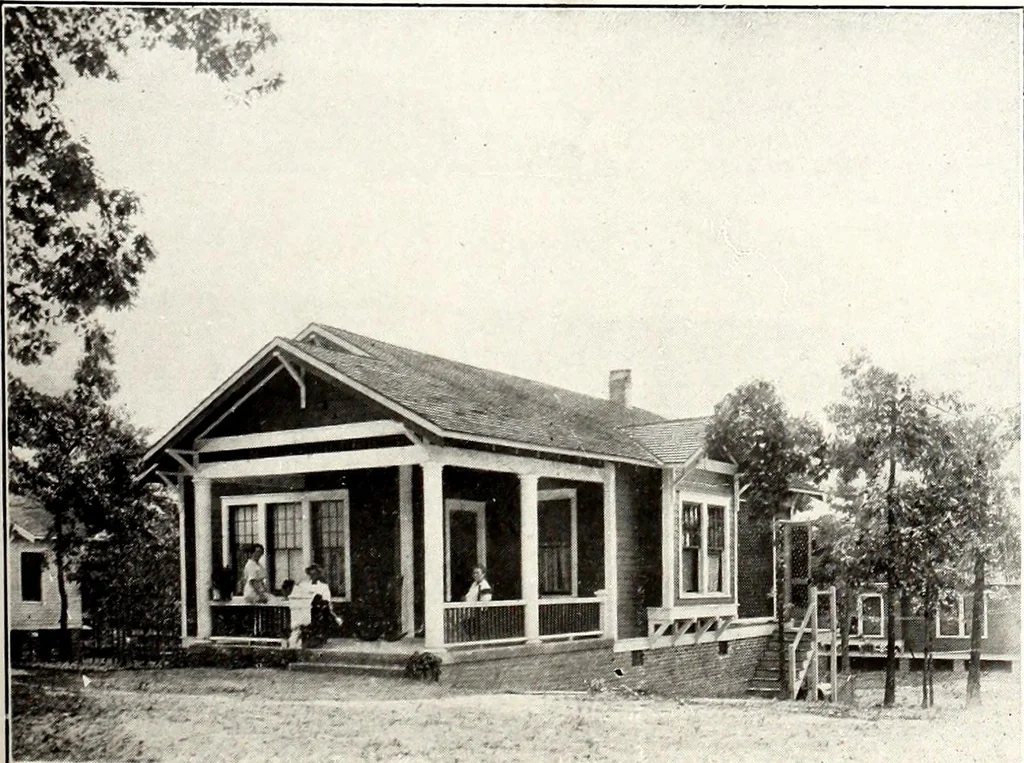 An illustration from Southern textile bulletin, 1911, leaf 100