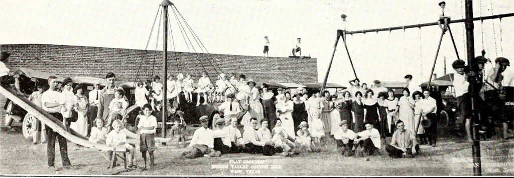 An illustration from Southern textile bulletin, 1911, leaf 313