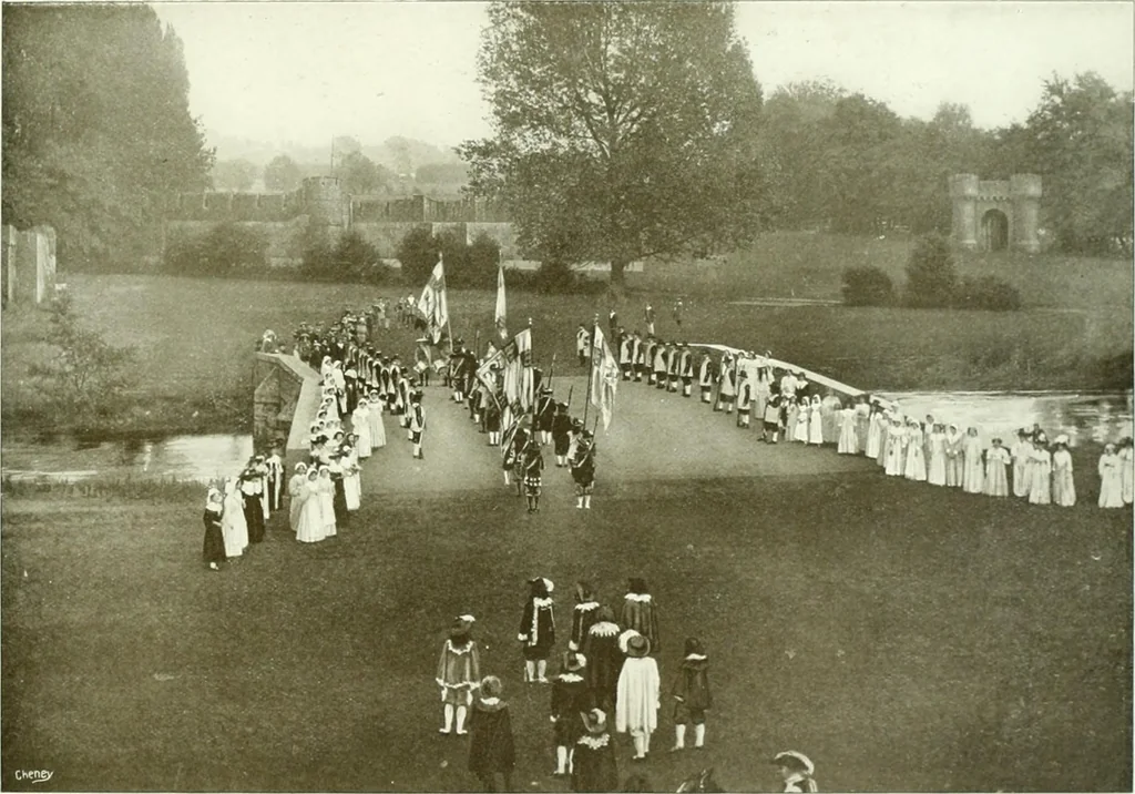 An illustration from Souvenir of the Oxford historical pageant : in aid of the Radcliffe Infirmary, Oxford Eye Hospital, etc., commemoration, 1907, June 27th 28th, 29th, and July 1st, 2d and 3d, 1907, leaf 56