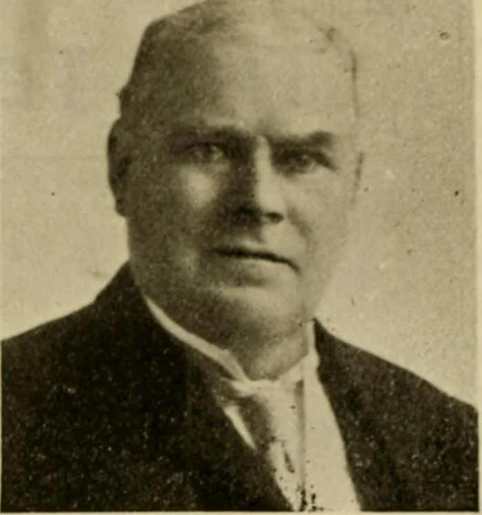 An illustration from Souvenir pictorial history of Local Union no. 104, San Francisco, California, affiliated with Amalgamated Sheet Metal Workers' International Alliance and American Federation of Labor, in honor and commemoration of its twenty-five years of growth and progress, 1910, leaf 60
