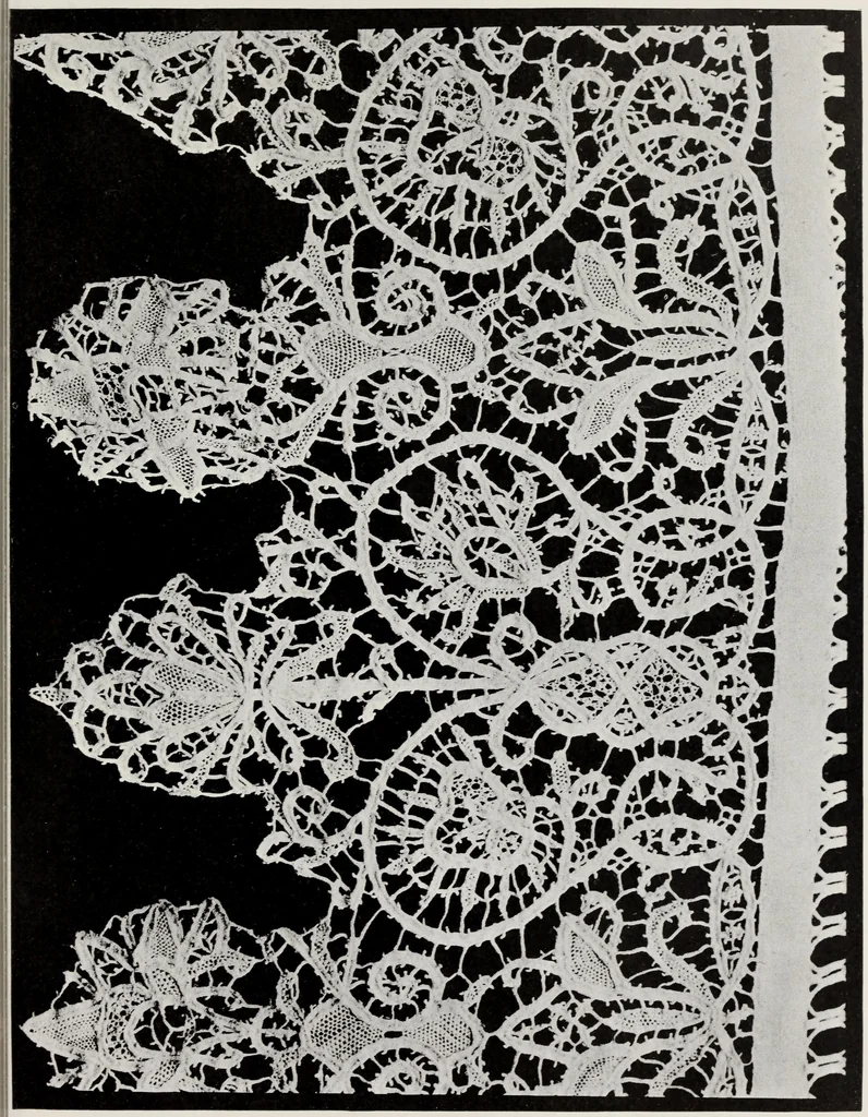 An illustration from Spitzen und ihre Charakteristik, 1907, leaf 98