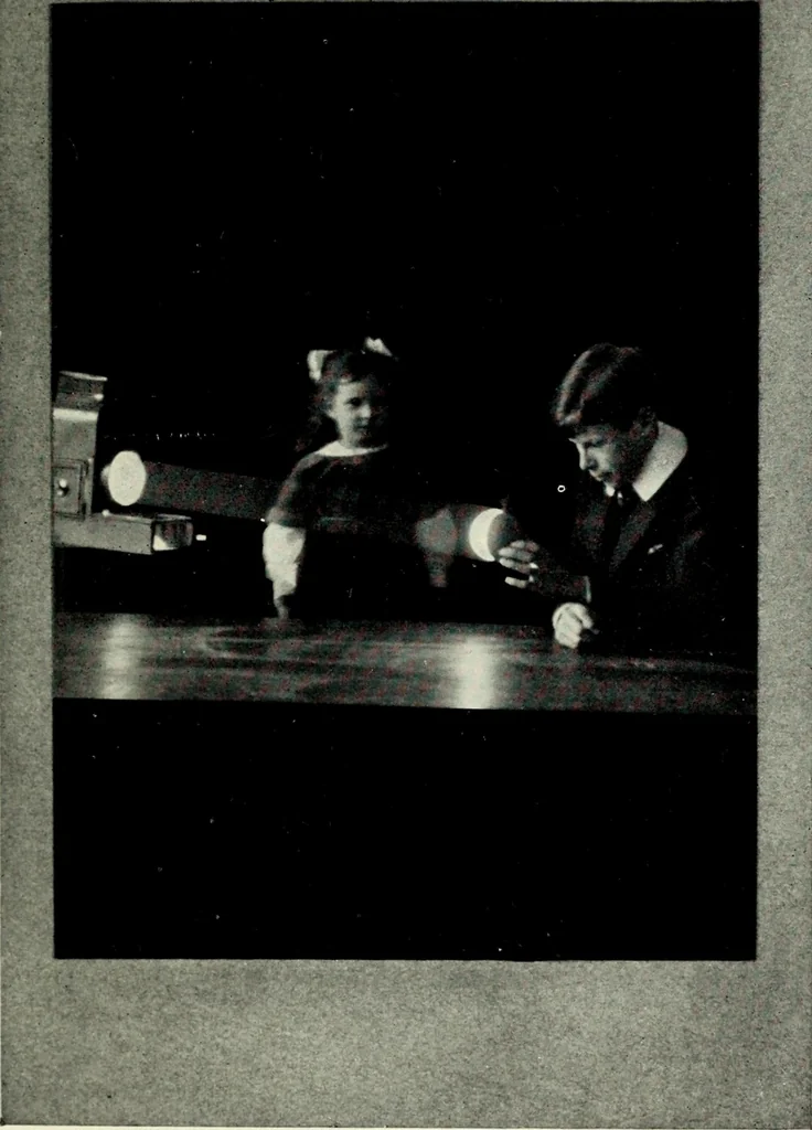 An illustration from The stars and their mysteries : an interestingly written account of the wonders of astronomy, told in simple language, 1916, leaf 88