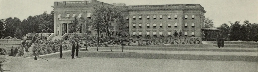 An illustration from Stately homes in America : from colonial times to the present day, 1903, leaf 402