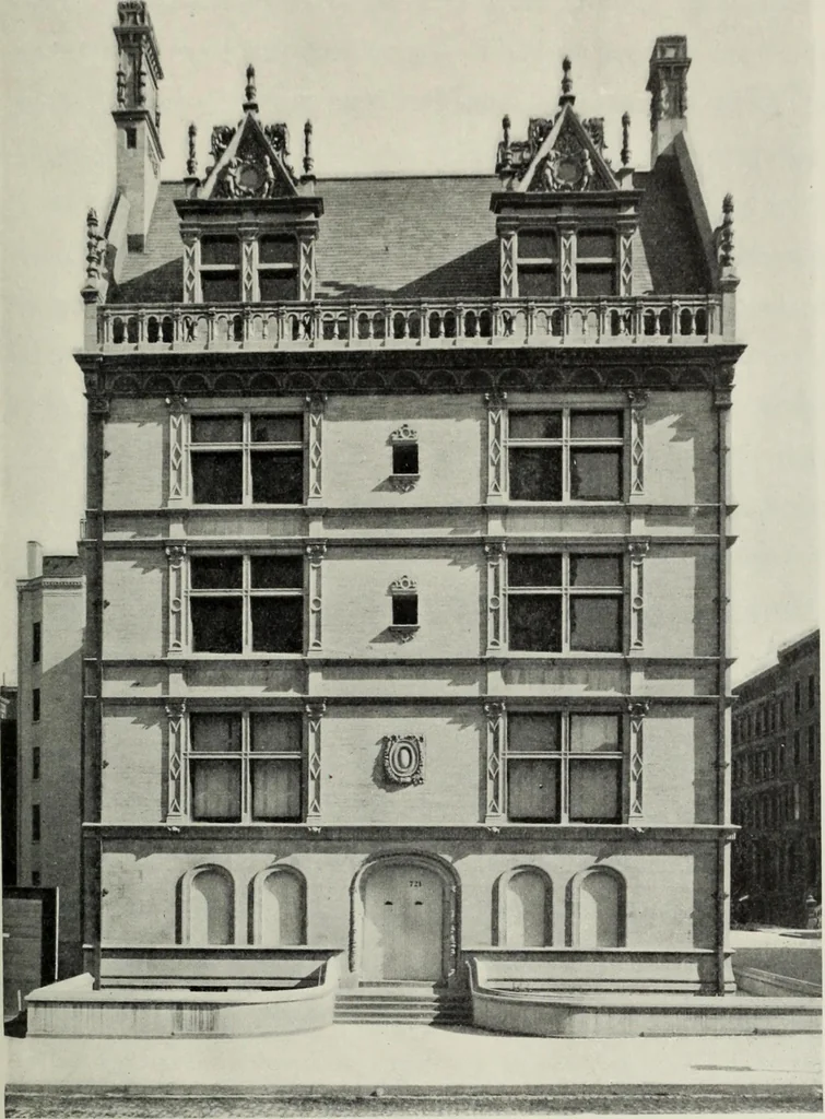 An illustration from Stately homes in America : from colonial times to the present day, 1903, leaf 434