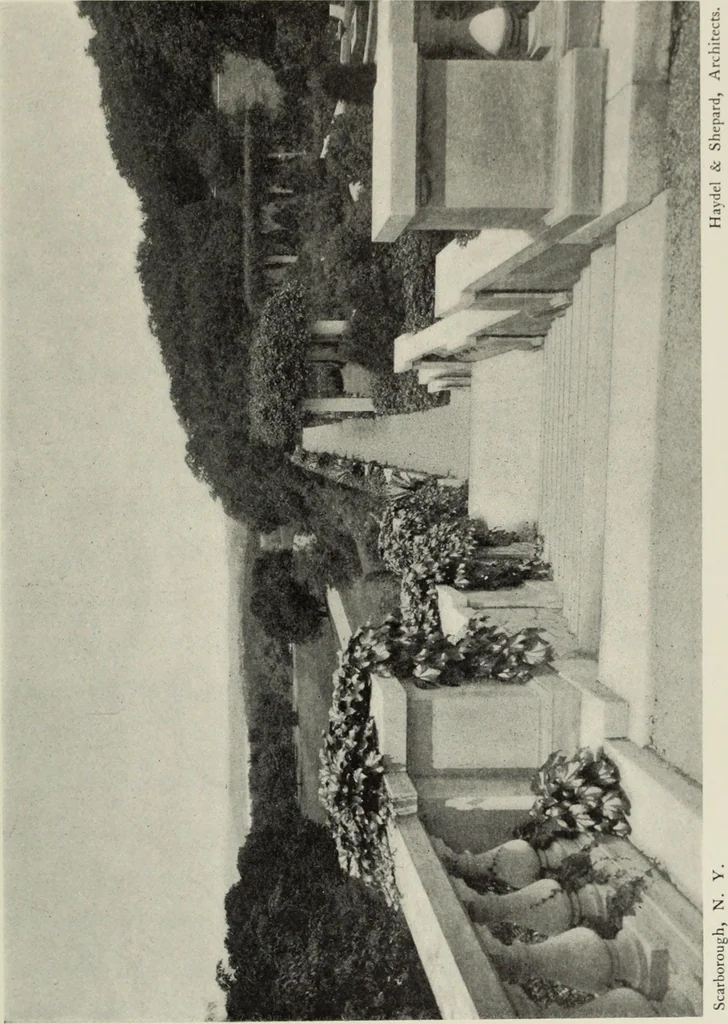 An illustration from Stately homes in America : from colonial times to the present day, 1903, leaf 530