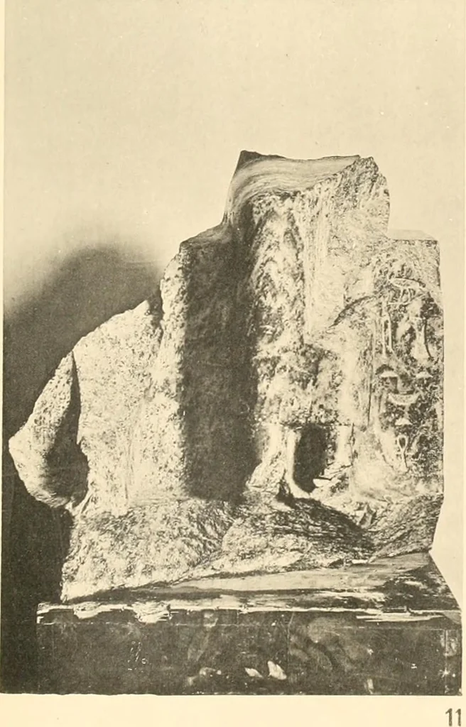 An illustration from Statuen und Statuetten von Königen und Privatleuten im Museum von Kairo, Nr. 1-1294, 1911, leaf 212
