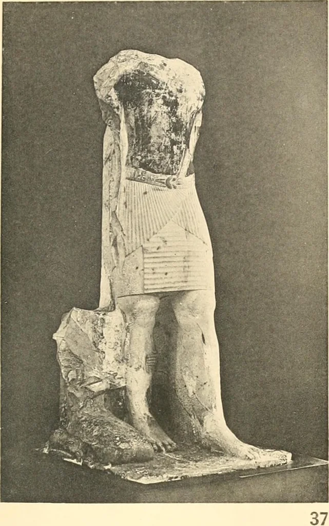 An illustration from Statuen und Statuetten von Königen und Privatleuten im Museum von Kairo, Nr. 1-1294, 1911, leaf 226