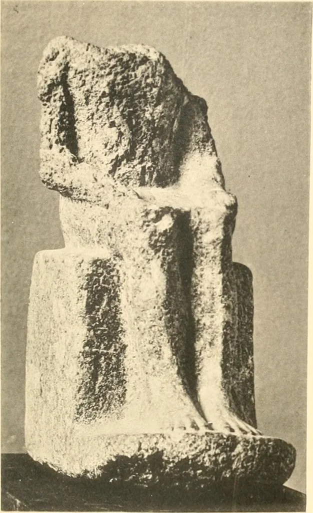 An illustration from Statuen und Statuetten von Königen und Privatleuten im Museum von Kairo, Nr. 1-1294, 1911, leaf 284