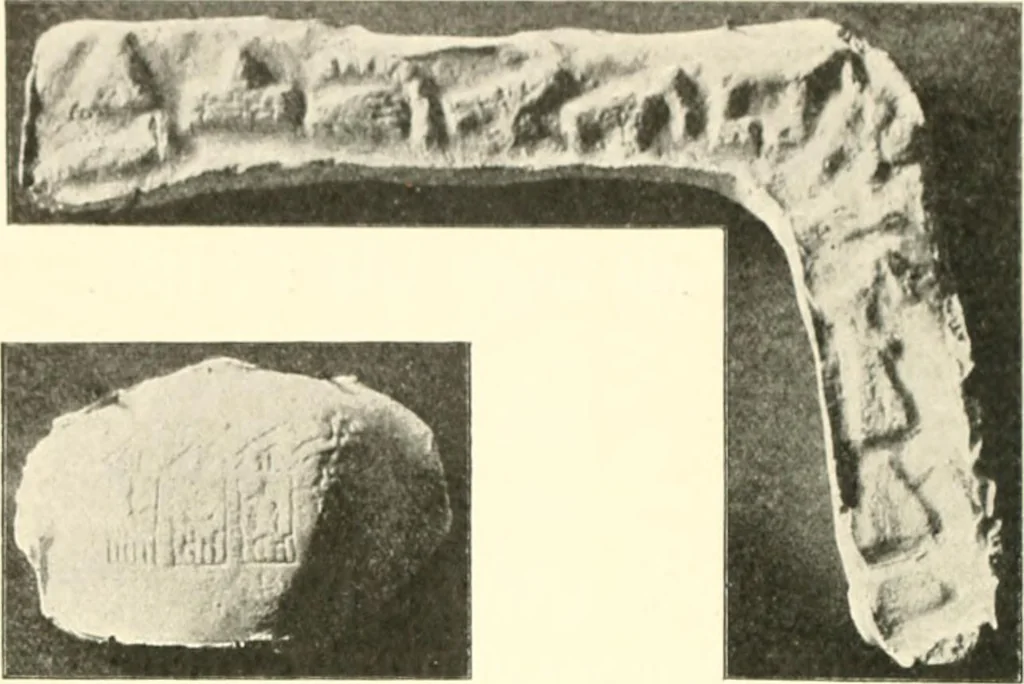 An illustration from Statuen und Statuetten von Königen und Privatleuten im Museum von Kairo, Nr. 1-1294, 1911, leaf 9