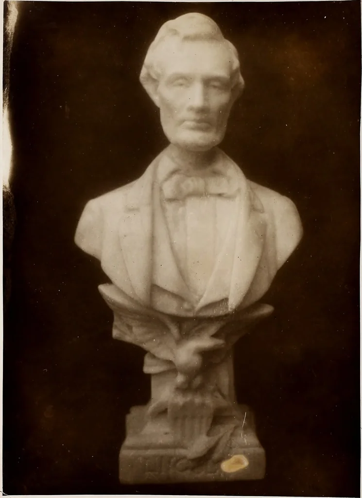An illustration from Statues of Abraham Lincoln, 1909, leaf 4