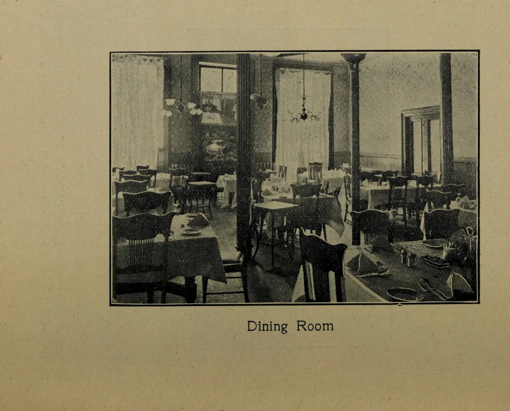 An illustration from St. James Hotel - two blocks from C.P.R. Depot, opposite G.T.R. depot, 1905, leaf 13
