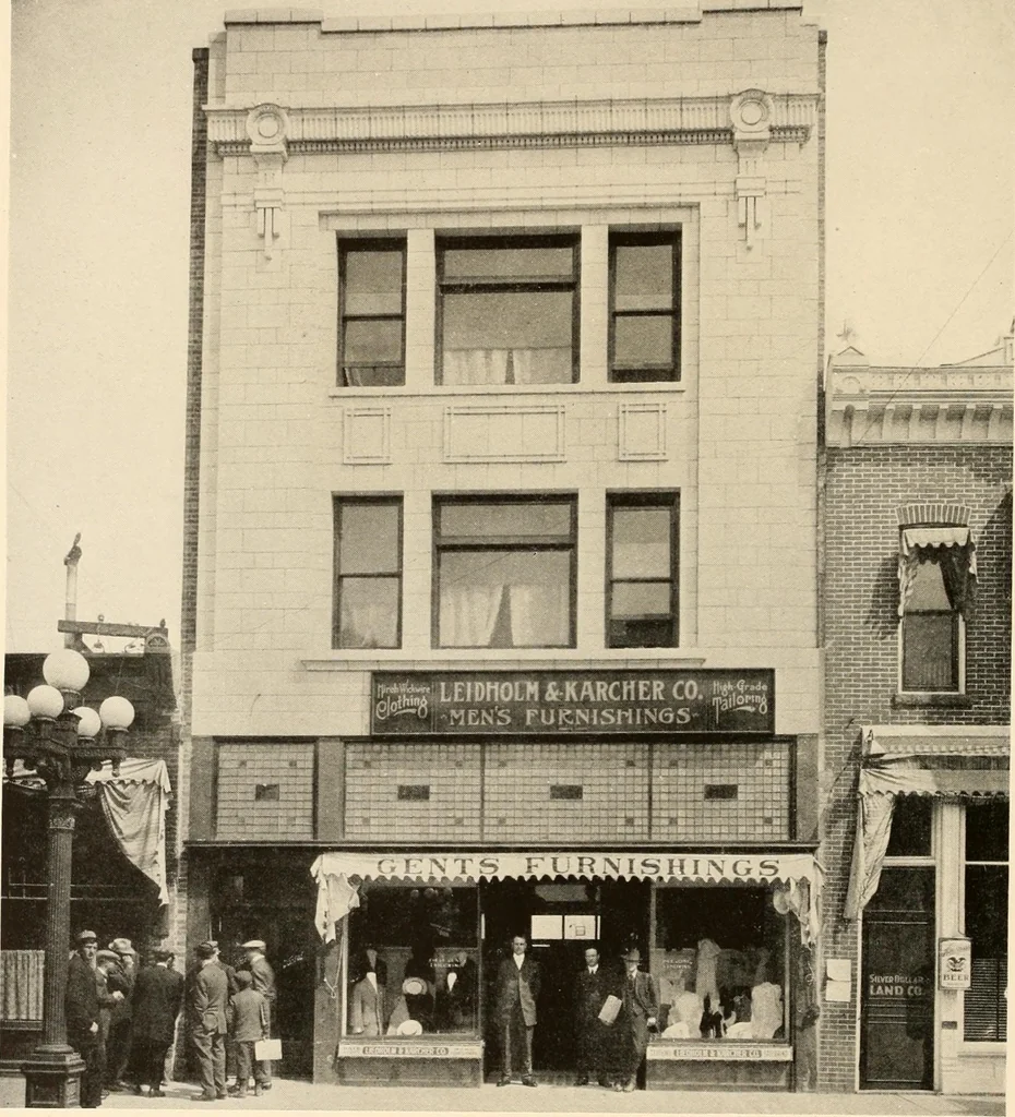 An illustration from Store fronts in Terra Cotta., 1916, leaf 25
