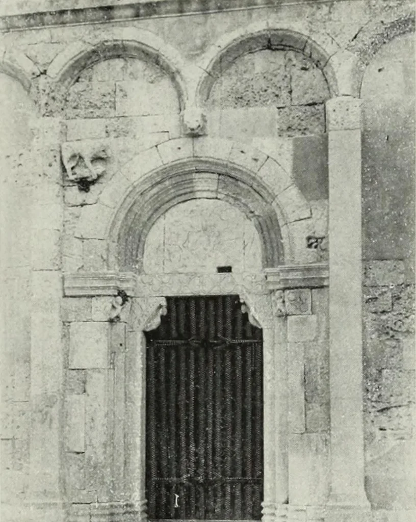 An illustration from Storia dell'arte in Sardegna dal XI al XIV secolo, 1907, leaf 102