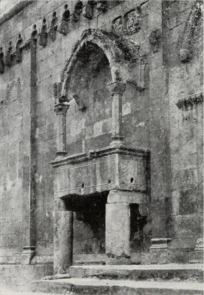 An illustration from Storia dell'arte in Sardegna dal XI al XIV secolo, 1907, leaf 315