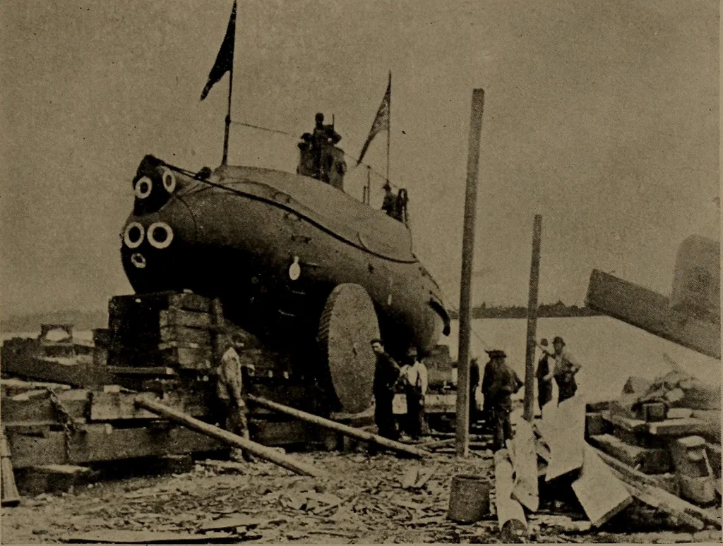 An illustration from The submarine in war and peace; its developments and its possibilities, 1918, leaf 226