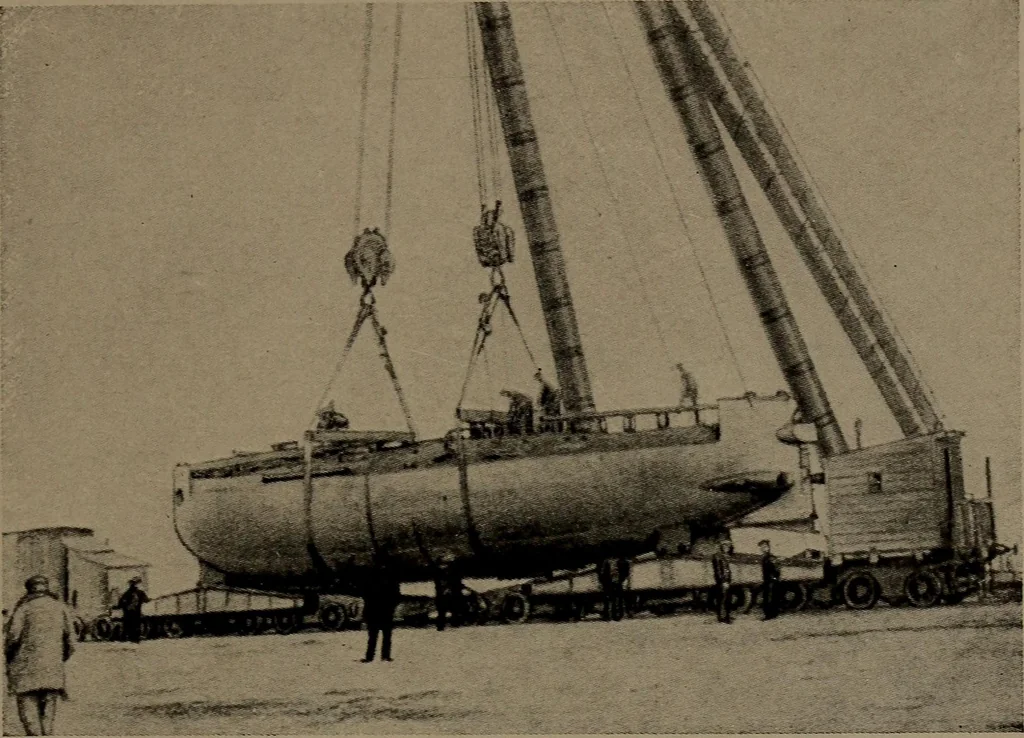 An illustration from The submarine in war and peace; its developments and its possibilities, 1918, leaf 260