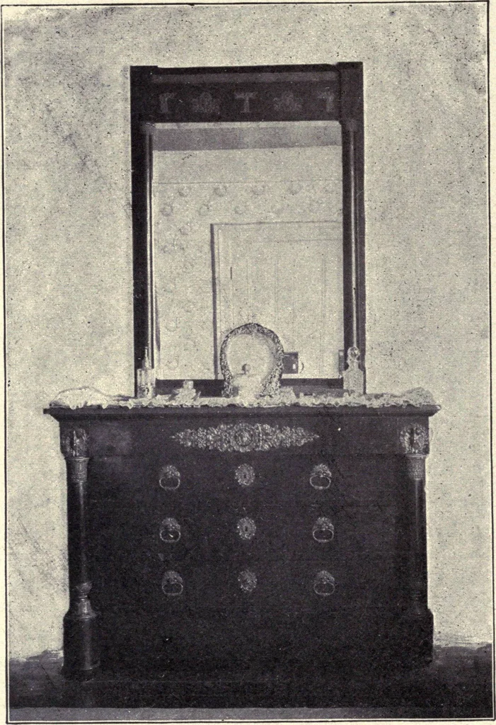 An illustration from Successful houses, 1906, leaf 107